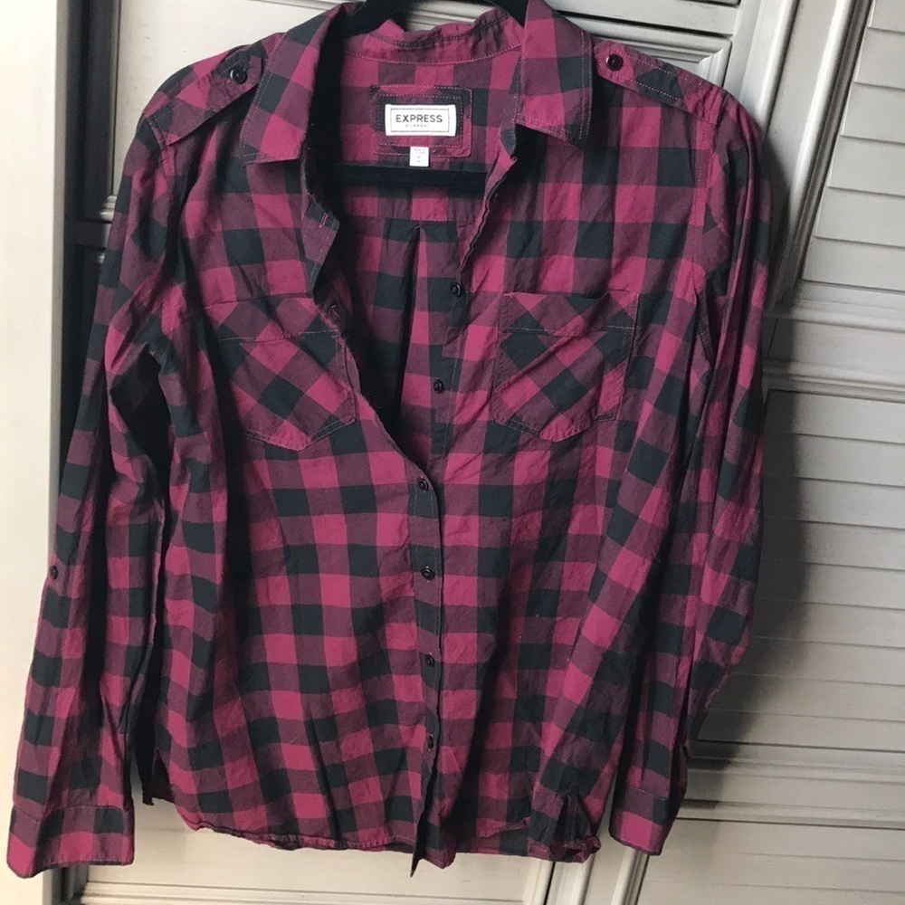 Express boyfriend plaid size medium black and red